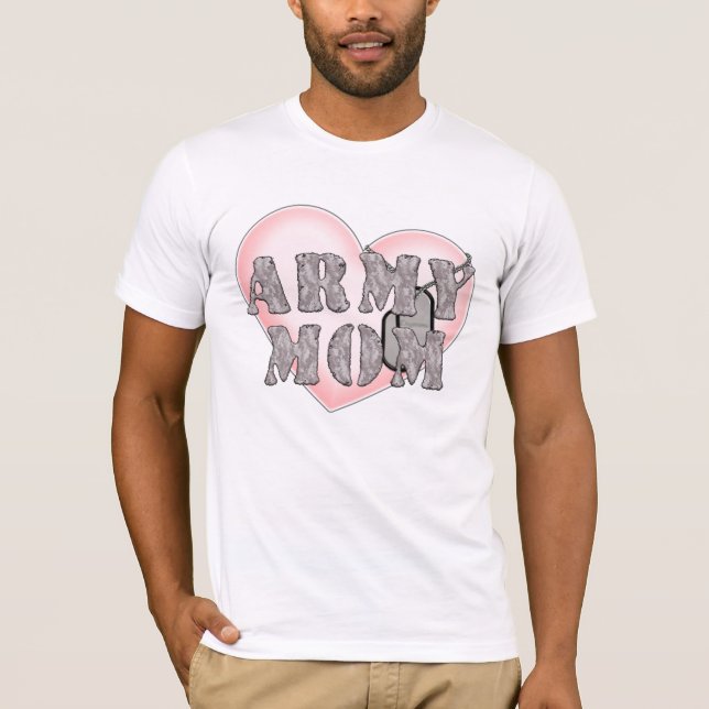 Army Mum heart dogtags T-Shirt (Front)