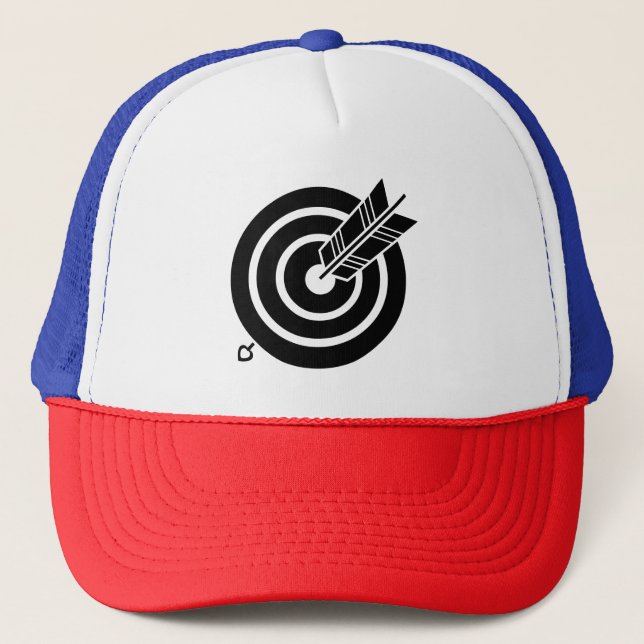 Arrow hit a round target trucker hat (Front)