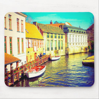 Art 1 Mousepad