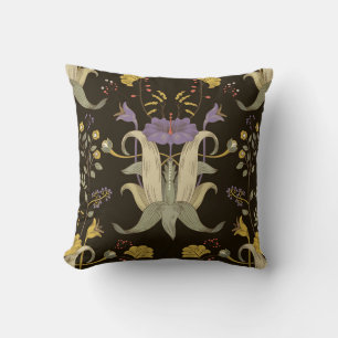 Art Nouveau Floral: Vintage Pattern Cushion