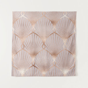 Art Nouveau Gold: Seamless Leaf Tapestry