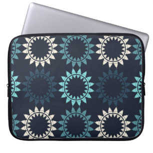 Art seamless pattern. Folk motif. Vintage geometri Laptop Sleeve