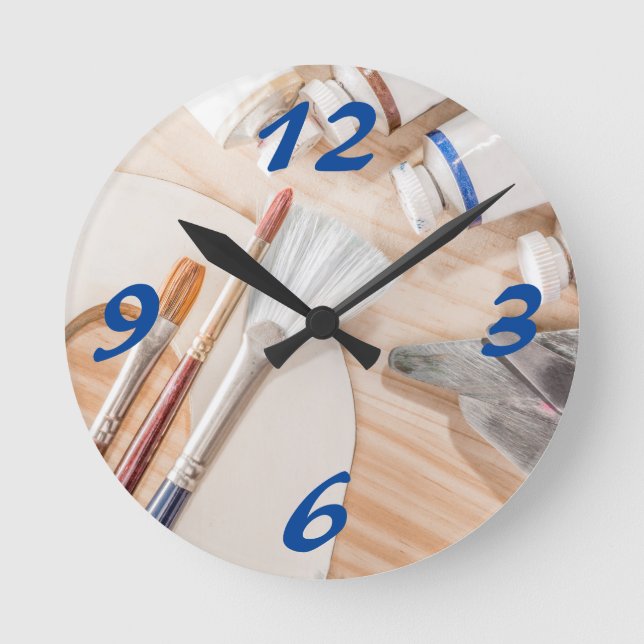 Artist Round Clock (Front)