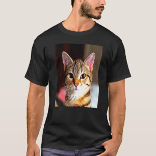 Artistic Baby Faced Yellow Eyed Brown Tabby Cat Po T-Shirt