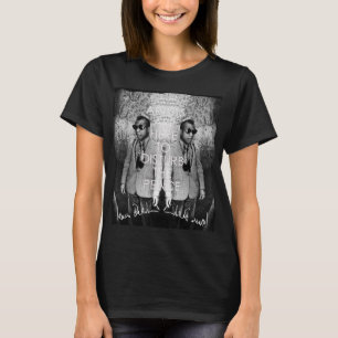 Artists are here to disturb: Wmn's Tshirt