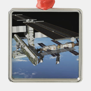 Artist's rendering metal tree decoration