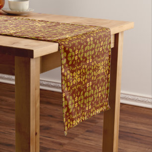 Arts And Crafts Style Strawberry Blossoms Pattern Short Table Runner