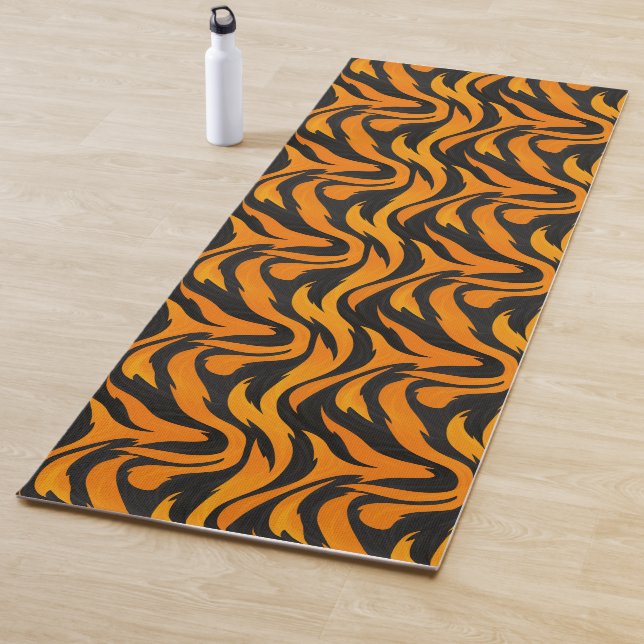 Artsy Striped Design Yoga Mat (In Situ)