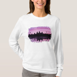 Asia, Cambodia, Siem Reap, Angkor Wat (b. 12th 2 T-Shirt