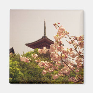 Asia, Japan, Kyoto, Kiyomizu temple in spring Magnet