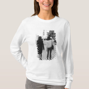 Asia, Japan, Tokyo. Young women on the Ginza. T-Shirt