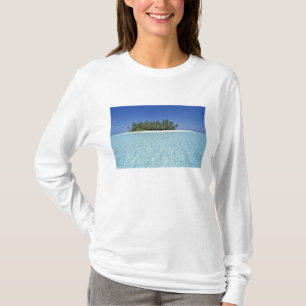 ASIA, Maldives, Ari Atoll, Uninhabited T-Shirt