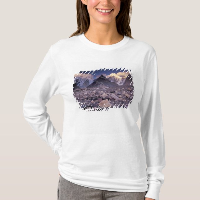 Asia, Pakistan, Karakoram Range, Broad and T-Shirt (Front)