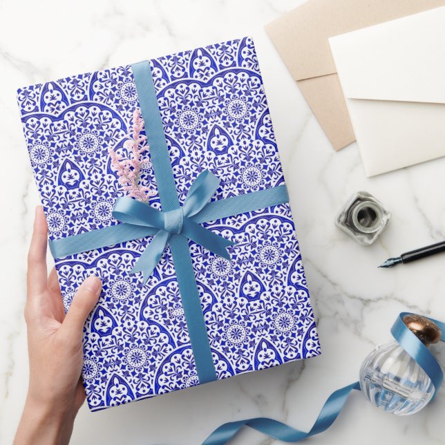 Asian Inspired Blue and White Pottery Chinoiserie Wrapping Paper (Gifting)