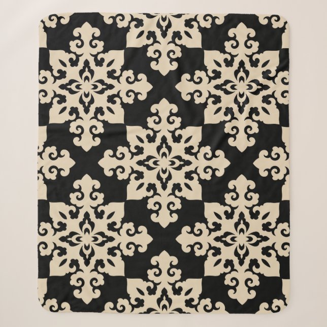 Asian Ornamental Motive Geometric Pattern Sherpa Blanket (Front)