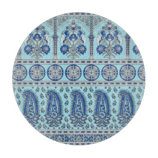 Asian Paisley Border: Traditional Design. Cutting Board