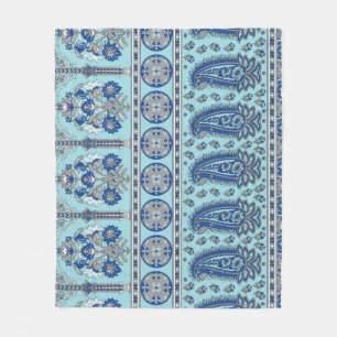 Asian Paisley Border: Traditional Design. Fleece Blanket