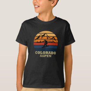 Aspen Colorado vintage snowboarder T-Shirt