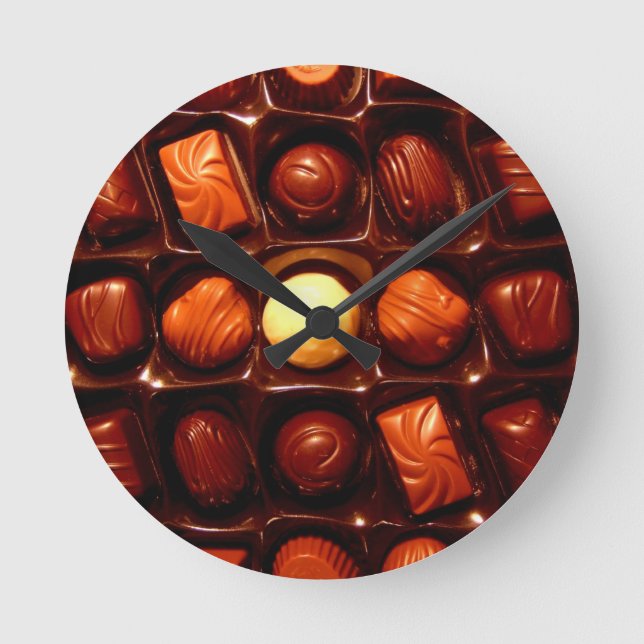 ASSORTED CHOCOLATES ROUND CLOCK (Front)