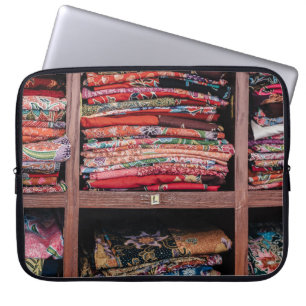 ASSORTED-COLOR CLOTH ON RACK LAPTOP SLEEVE
