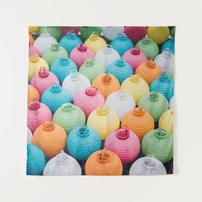 Assorted-color sky lantern lot tapestry (Front)