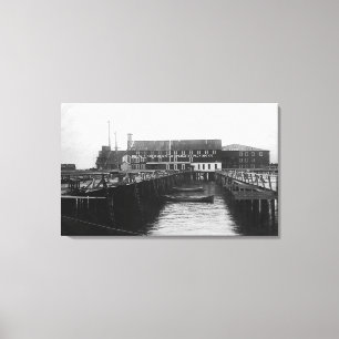 Astoria, Oregon view of Fisherman's Packing Canvas Print