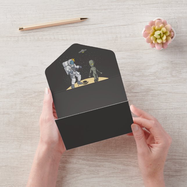 Astronaut and alien all in one invitation (Video)