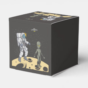 Astronaut and alien favour box