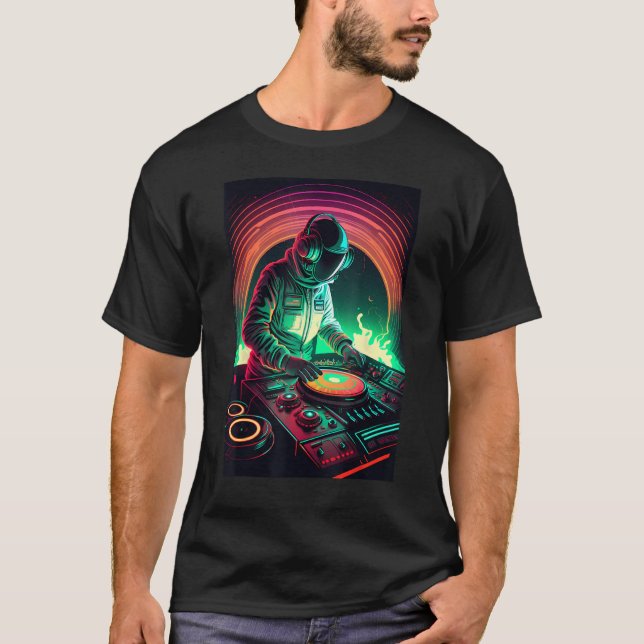 Astronaut DJ DJing in Space EDM cool Graphic Vapor T-Shirt (Front)