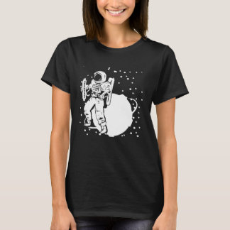 Astronaut Harmonica Player With Planet Harmonicist T-Shirt