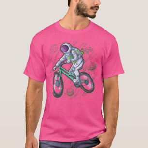 Astronaut rides bike in space planets universe MTB T-Shirt