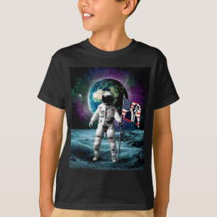 Astronauts for Trump 2024 Invitation T-Shirt