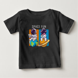  astronauts having space fun , illustration baby T-Shirt