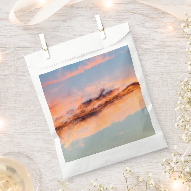 attraction consumption favour bags (Clipped)