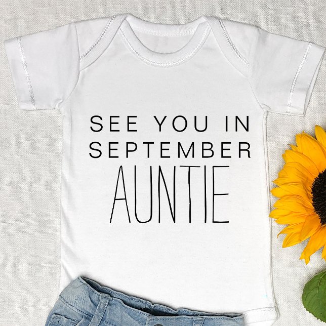 Auntie Custom Baby Announcement New Aunt Reveal Baby Bodysuit (Creator Uploaded)