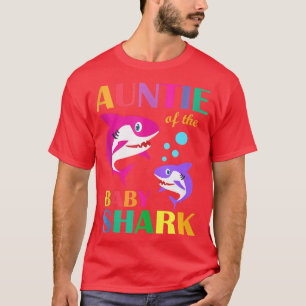 Auntie Of The Baby Birthday Shark Auntie Shark Mot T-Shirt