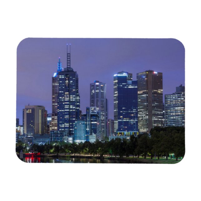 Australia, Victoria, Melbourne, skyline along Magnet (Horizontal)