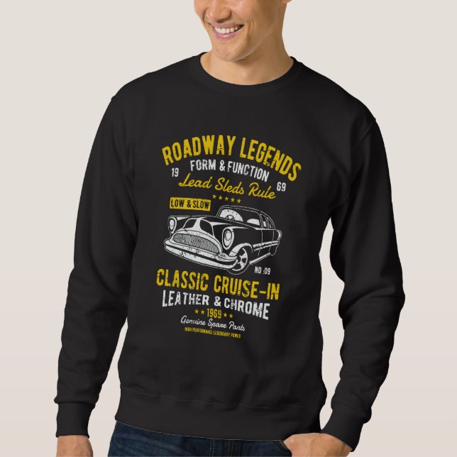 Automotive Nostalgia Classic Car Cruise in Distres Sweatshirt (Front)