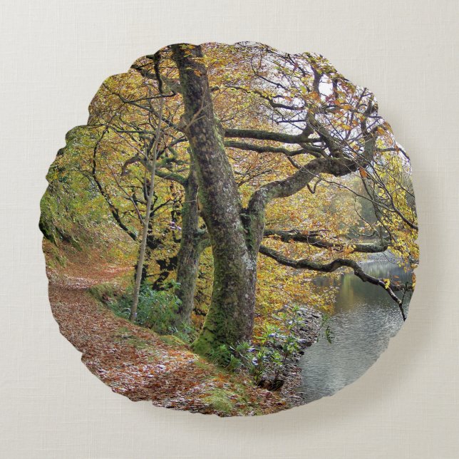 AUTUMN BY THE LAKE ROUND CUSHION (Front)