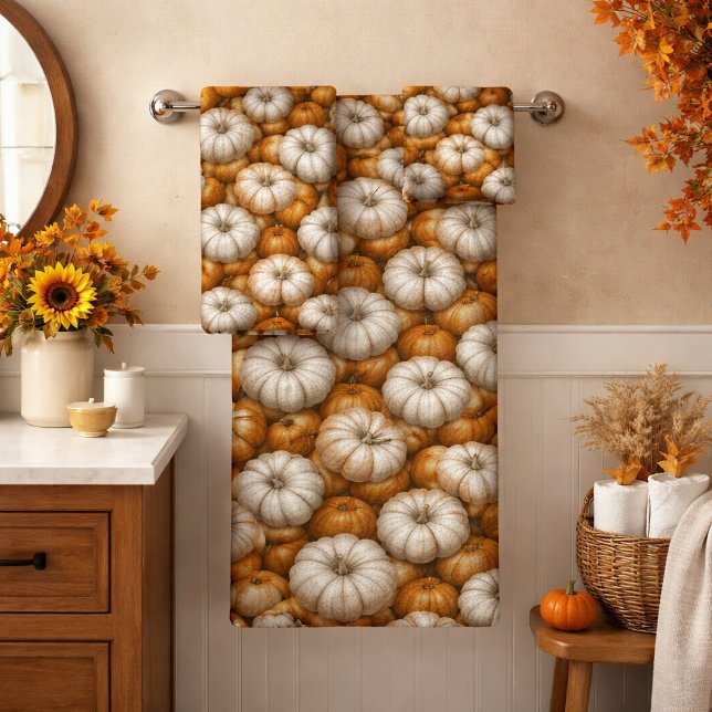 Autumn Pumpkin Harvest Pattern | Rustic Fall  Bath Towel Set (Creator Uploaded)