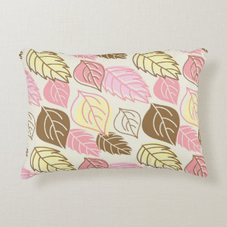 Autumn Splendour: Leaf Seamless Pattern Decorative Cushion
