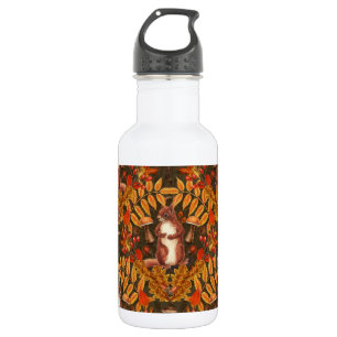 Autumn squirrel on dark brown 532 ml water bottle