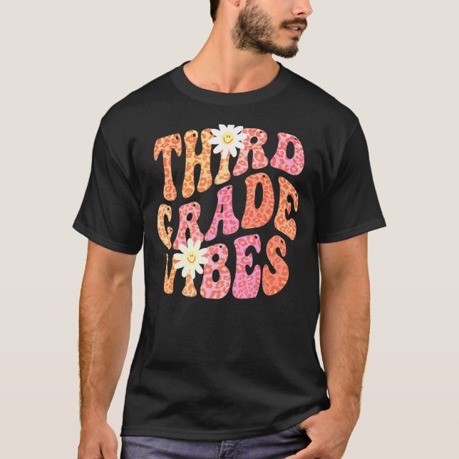 Autumn THIRD GRADE VIBES Retro 3rd Gr Fall Colour T-Shirt (Front)