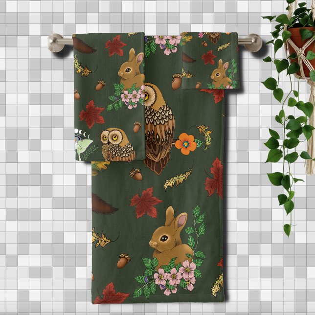 Autumn Woodland Forest Animals Green Pattern Bath Towel Set (Creator Uploaded)