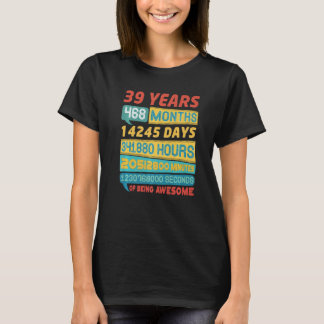 Awesome 39 Years Old Vintage 39th Birthday T-Shirt