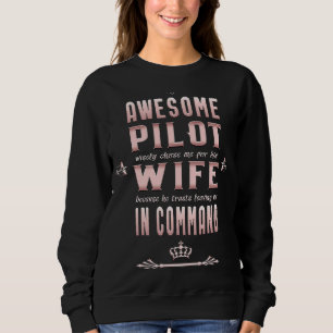 Awesome Pilot Wife Birthday Motheru2019s Day avia Sweatshirt