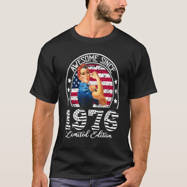 Awesome Since 1976 47th Birthday 47 Yrs Old Gifts  T-Shirt (Front)