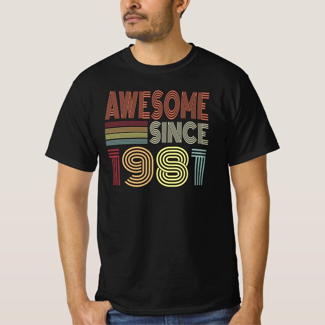 Awesome Since 1981 Retro Born In 1981 Birthday T-Shirt (Front)