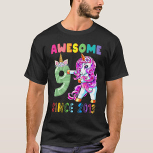 Awesome Since 2013 Flossing Unicorn 9th Birthday   T-Shirt