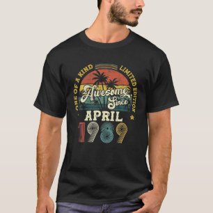Awesome Since April 1989 Vintage 33Th Birthday Gif T-Shirt